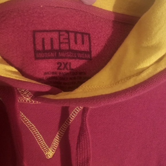 MEW (Mutant Enemy Wear) Biohazard Hoodie – 2XL 🔥Super sick red & yellow - Picture 6 of 7